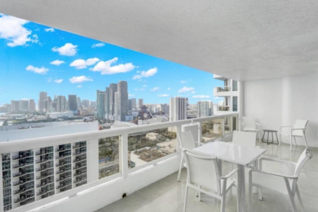 Shades Of Miami Sky Penthouse! Newly Renovated公寓 外观 照片